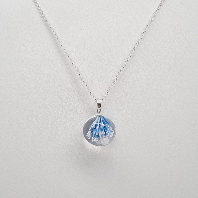 Pendentif Ariel bleu et ivoire 1