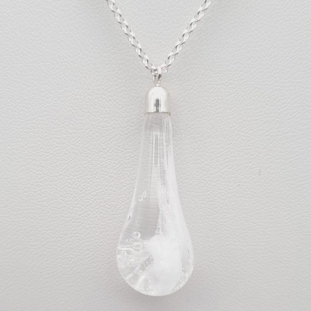 Pendentif Goutte blanche 2