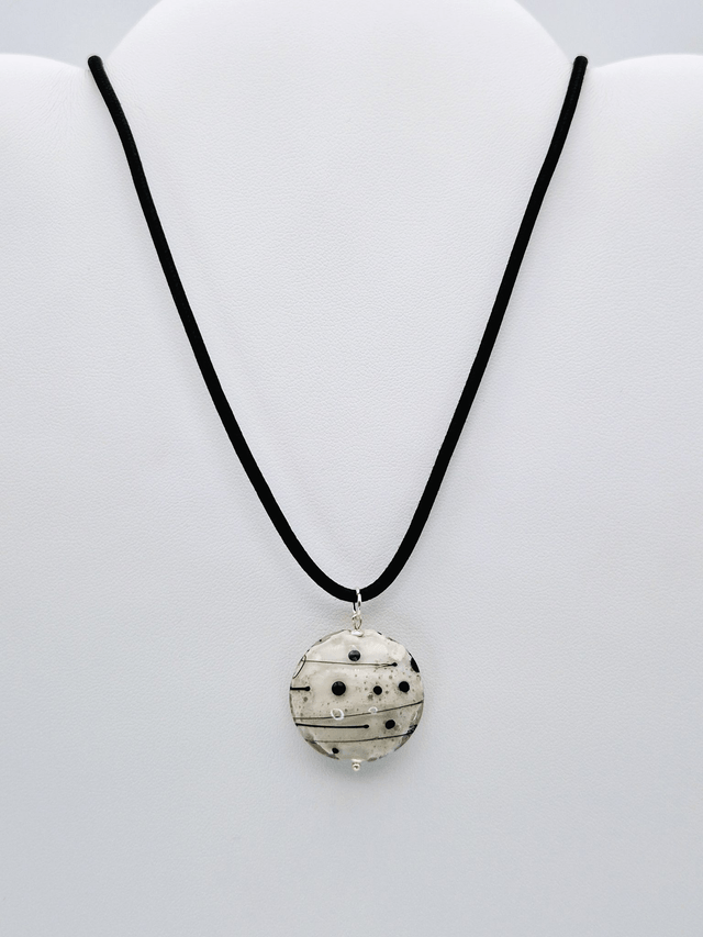 Pendentif Planète ivoire