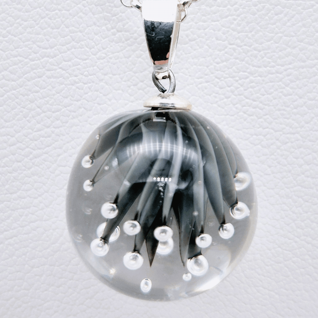 Pendentif Ariel gris