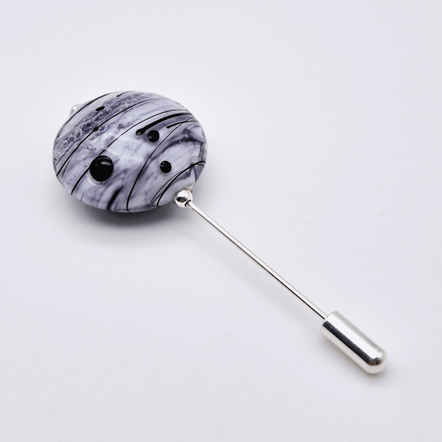Broche Planète violette