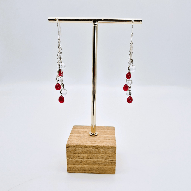 Boucles d'oreilles Gouttes rouges et transparentes