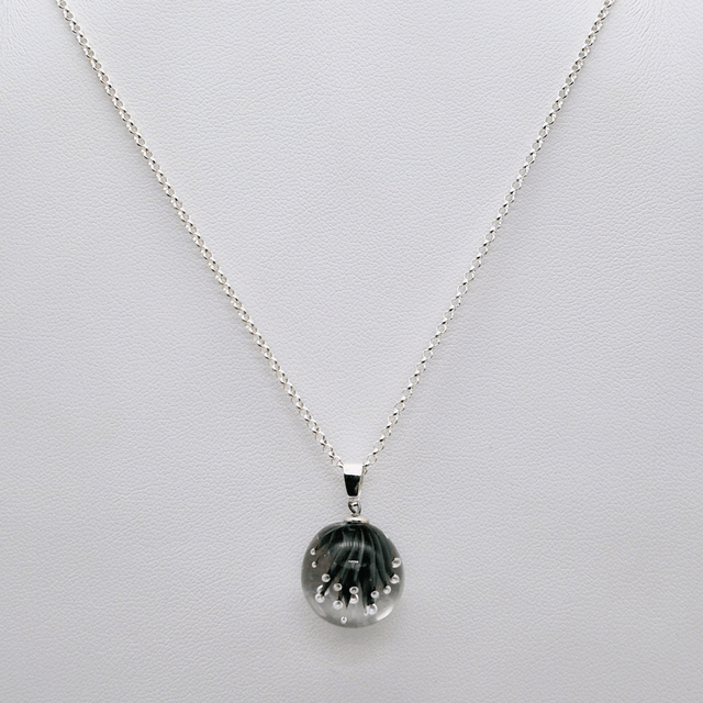 Pendentif Ariel gris