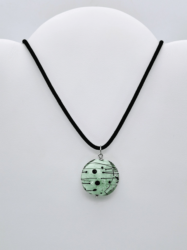 Pendentif Planète verte