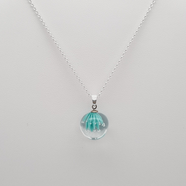 Pendentif Ariel vert 2