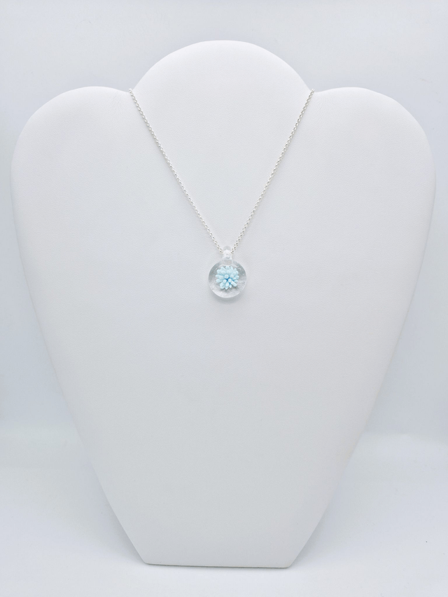 Pendentif Dahlia bleu clair