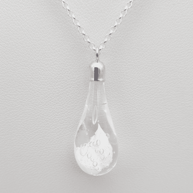 Pendentif Goutte blanche 1