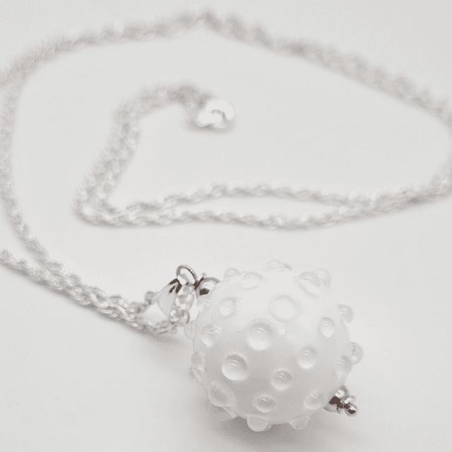Pendentif Boule blanche